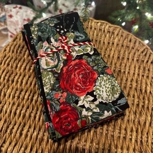 April Cornell Merry Black set of 8 fabric napkins